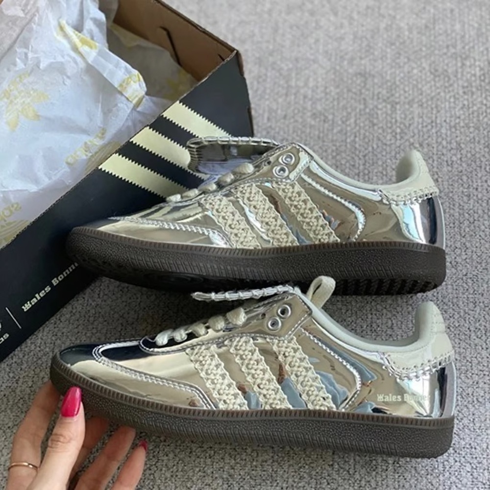 💙💖Women's Adidas Samba x Wales Bonner Low Silver Metallic Sneakers 🟤